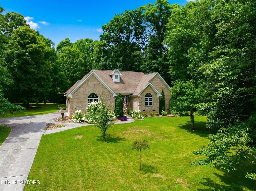 Photo of 268 Woodhaven Drive, Vonore, TN 37885 (MLS # 1348909)