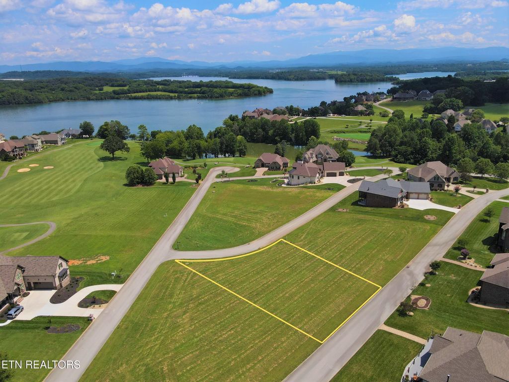 Photo of 105 Red Hawk Drive, Vonore, TN 37885 (MLS # 1288825)