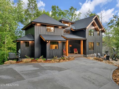 2111 Double Oaks Way Sevierville TN 37862