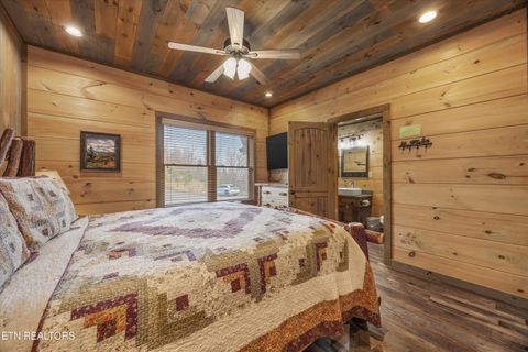 Tiny photo for 986 Chestnut Drive, Gatlinburg, TN 37738 (MLS # 1333915)