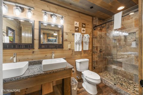 Tiny photo for 986 Chestnut Drive, Gatlinburg, TN 37738 (MLS # 1333915)