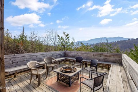 Tiny photo for 986 Chestnut Drive, Gatlinburg, TN 37738 (MLS # 1333915)