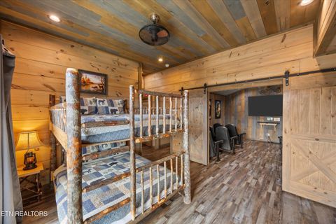 Tiny photo for 986 Chestnut Drive, Gatlinburg, TN 37738 (MLS # 1333915)