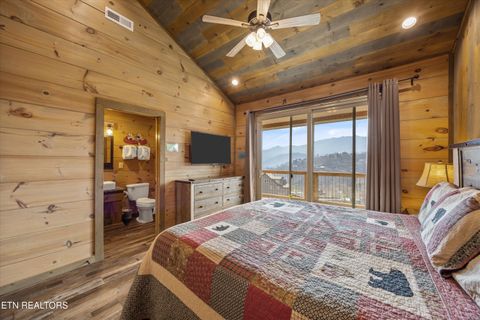 Tiny photo for 986 Chestnut Drive, Gatlinburg, TN 37738 (MLS # 1333915)