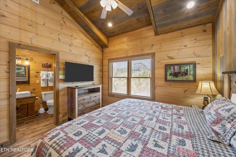 Tiny photo for 986 Chestnut Drive, Gatlinburg, TN 37738 (MLS # 1333915)