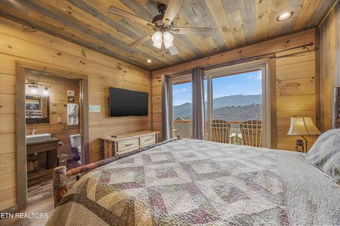 Tiny photo for 986 Chestnut Drive, Gatlinburg, TN 37738 (MLS # 1333915)