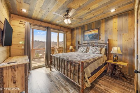 Tiny photo for 986 Chestnut Drive, Gatlinburg, TN 37738 (MLS # 1333915)