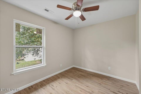 Tiny photo for 409 Baumgartner Rd, Harriman, TN 37748 (MLS # 1355785)