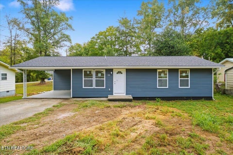 Photo of 409 Baumgartner Rd, Harriman, TN 37748 (MLS # 1355785)