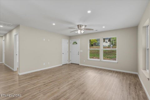 Tiny photo for 409 Baumgartner Rd, Harriman, TN 37748 (MLS # 1355785)