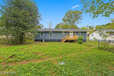 Tiny photo for 409 Baumgartner Rd, Harriman, TN 37748 (MLS # 1355785)