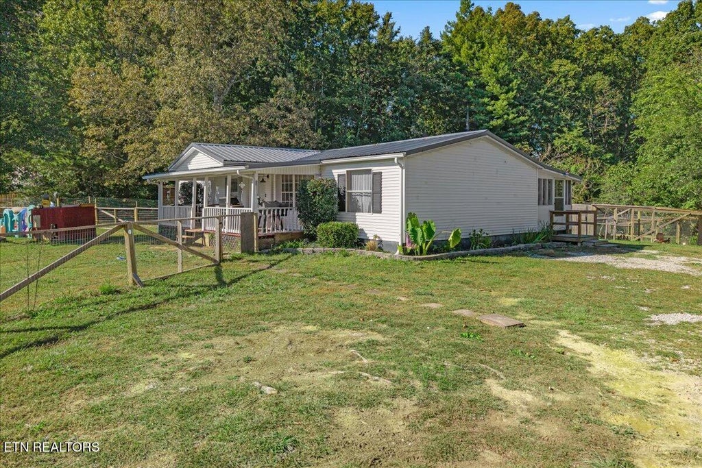 Photo of 8559 New Highway 68, Tellico Plains, TN 37385 (MLS # 1358993)