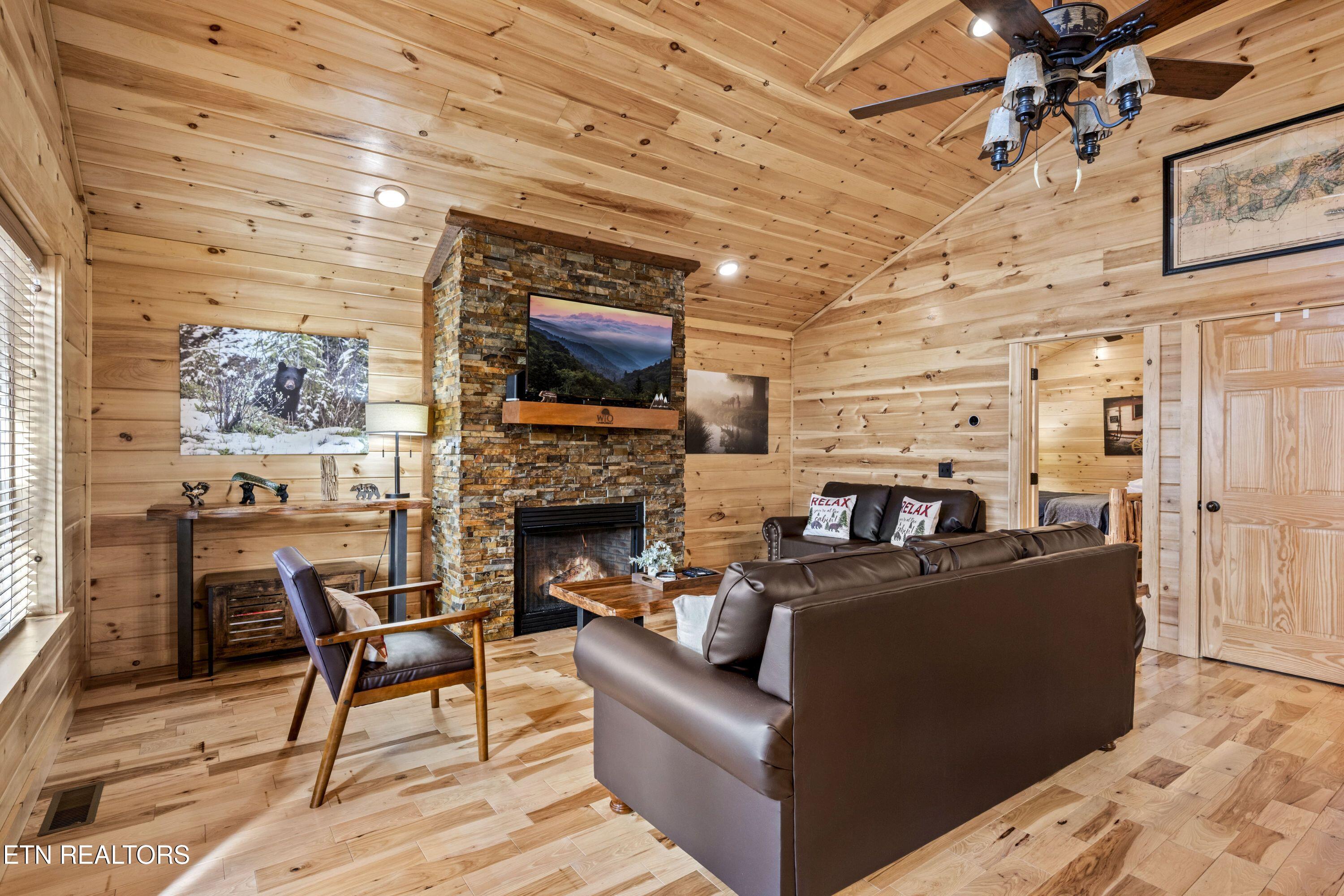 244 Forrest Loop Way