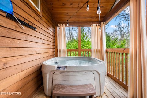 Tiny photo for 244 Forrest Loop Way, Gatlinburg, TN 37738 (MLS # 1340677)