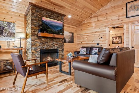 Tiny photo for 244 Forrest Loop Way, Gatlinburg, TN 37738 (MLS # 1340677)
