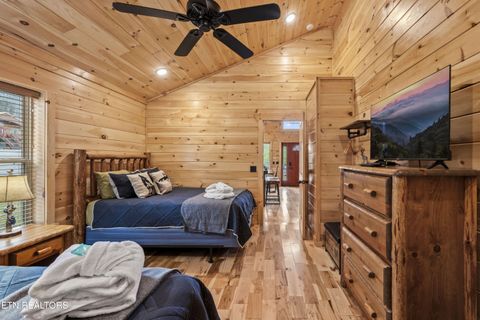 Tiny photo for 244 Forrest Loop Way, Gatlinburg, TN 37738 (MLS # 1340677)