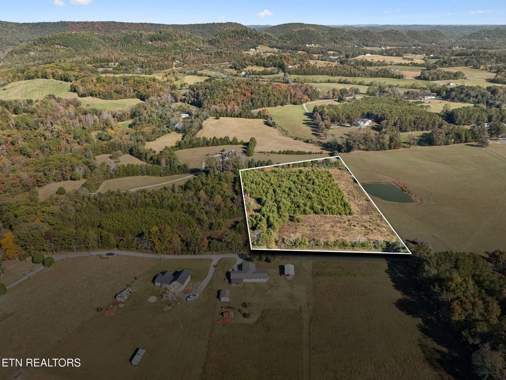 Photo of Old Sink Church Road, 31, Tellico Plains, TN 37385 (MLS # 1320273)