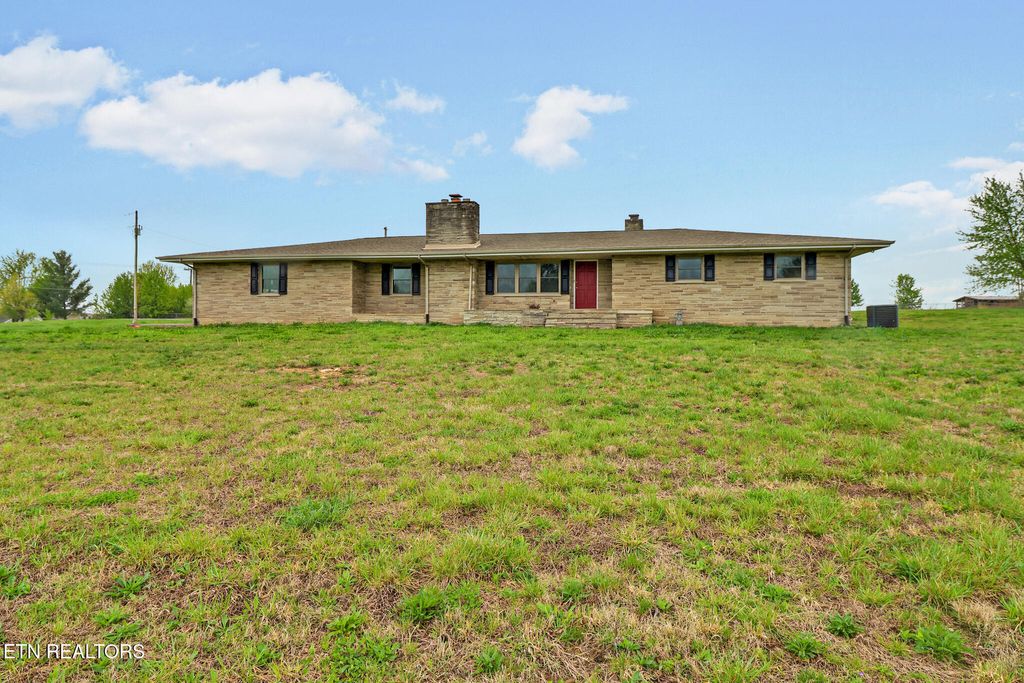 Photo of 1128 Allardt Hwy, Jamestown, TN 38556 (MLS # 1328336)