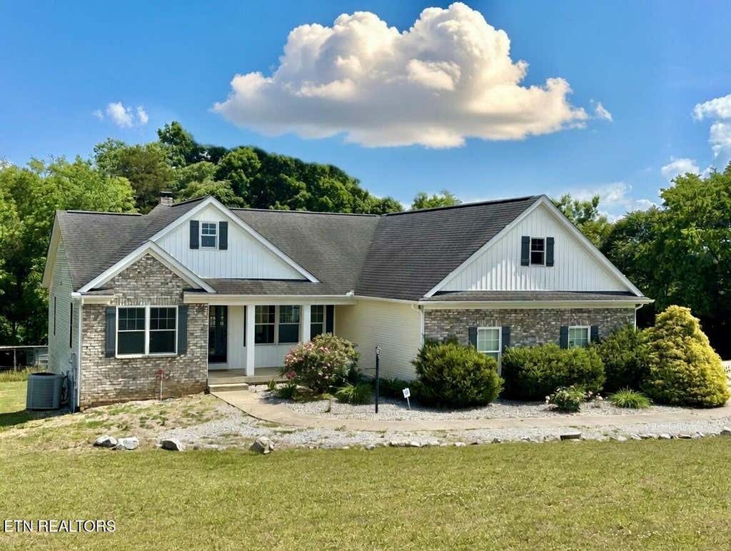 Photo of 967 E Dumplin Valley Rd, Jefferson City, TN 37760 (MLS # 1341388)