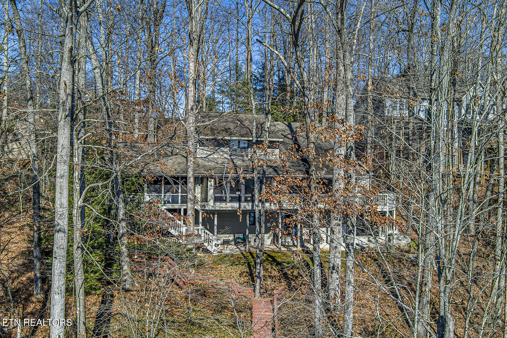 Loudon, Tennessee 37774, United States, 3 Bedrooms Bedrooms, ,4 BathroomsBathrooms,Residential,Pending,17945