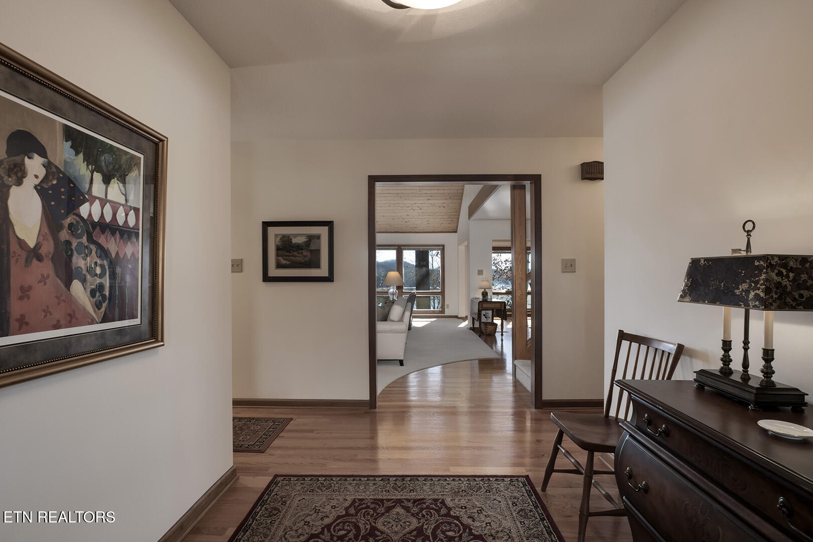 Loudon, Tennessee 37774, United States, 3 Bedrooms Bedrooms, ,4 BathroomsBathrooms,Residential,Pending,17945