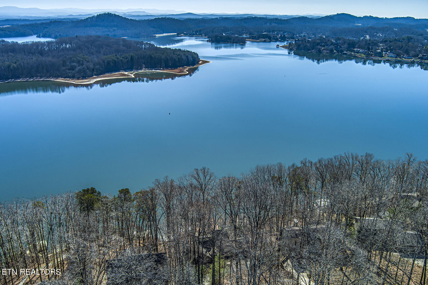 Loudon, Tennessee 37774, United States, 3 Bedrooms Bedrooms, ,4 BathroomsBathrooms,Residential,Pending,17945