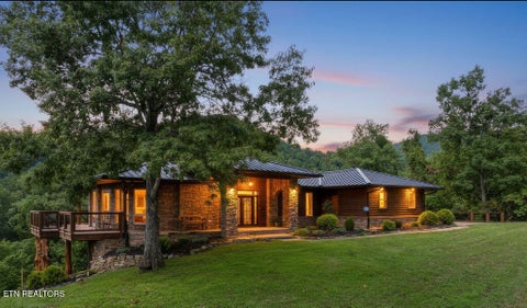 Photo of 1441 Mountain Ash Way, Sevierville, TN 37876 (MLS # 1355738)