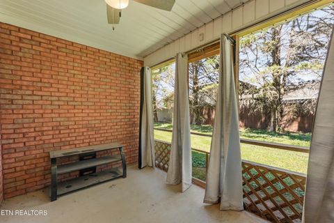Tiny photo for 2924 Dominion Drive, Maryville, TN 37803 (MLS # 1341013)