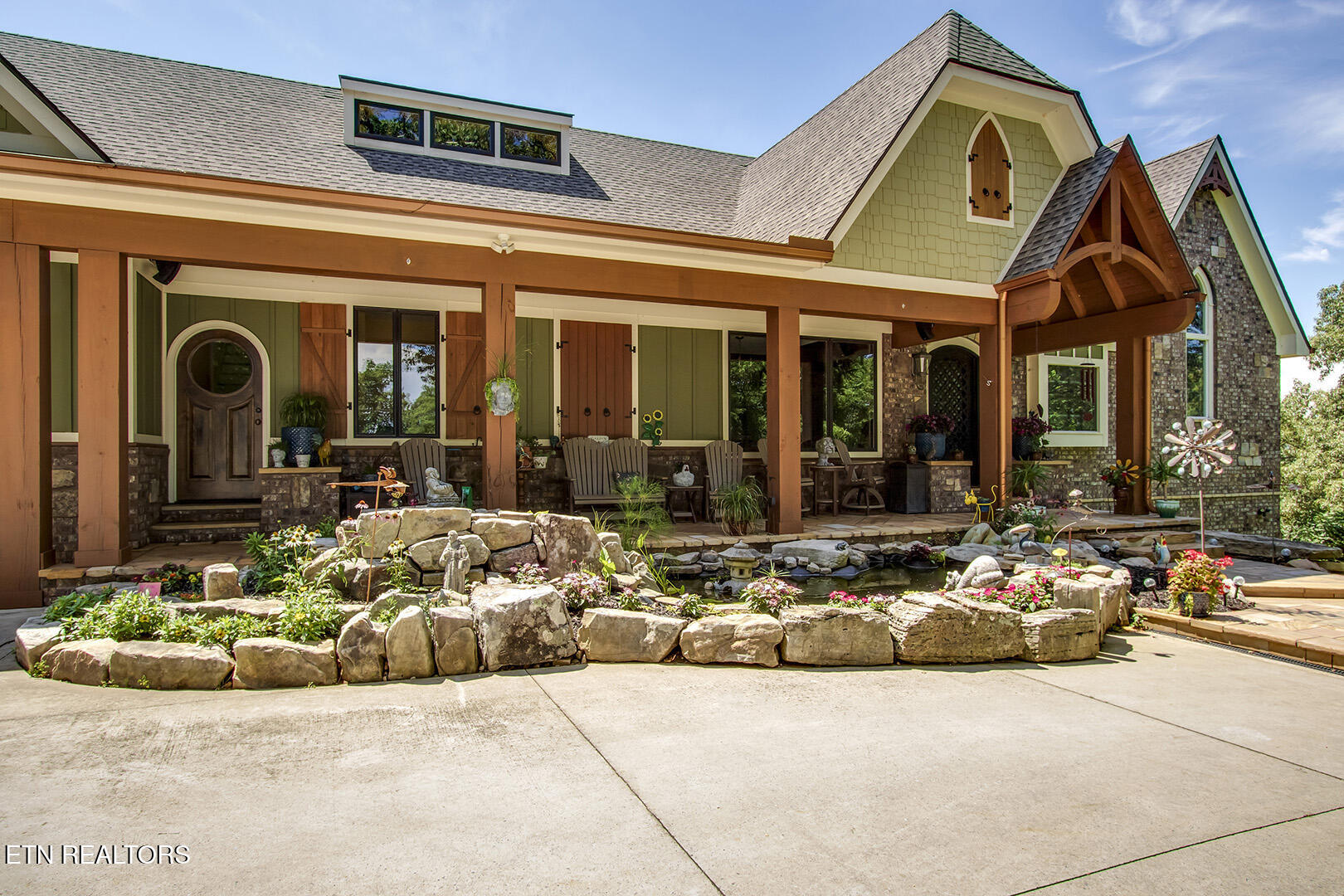 245 Harrison Bend Rd