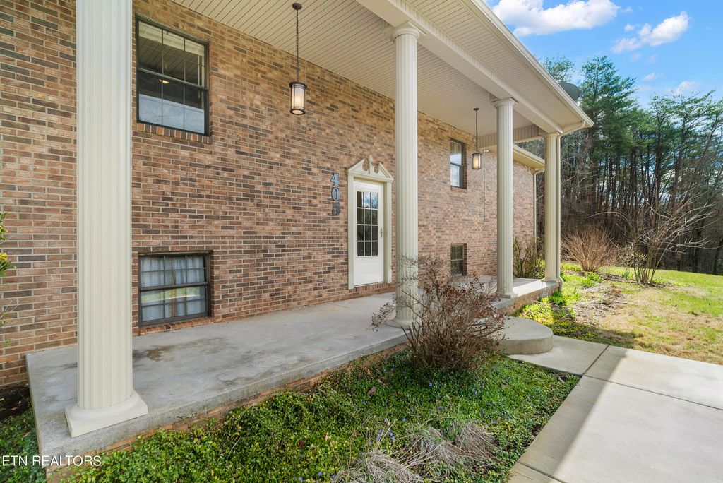 Photo of 405 Old State Rd, Tellico Plains, TN 37385 (MLS # 1255225)