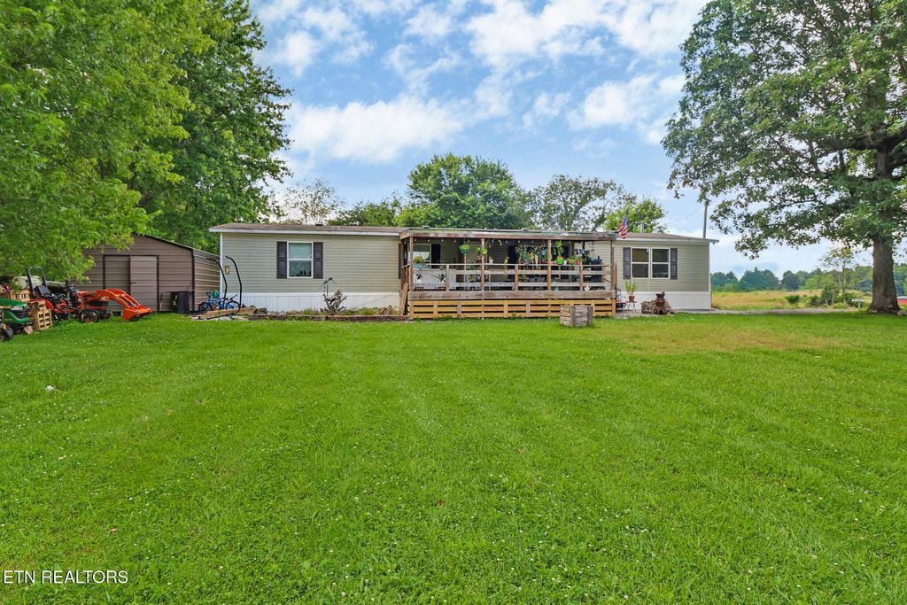 Photo of 12118 Lantana Rd, Crossville, TN 38572 (MLS # 1307755)