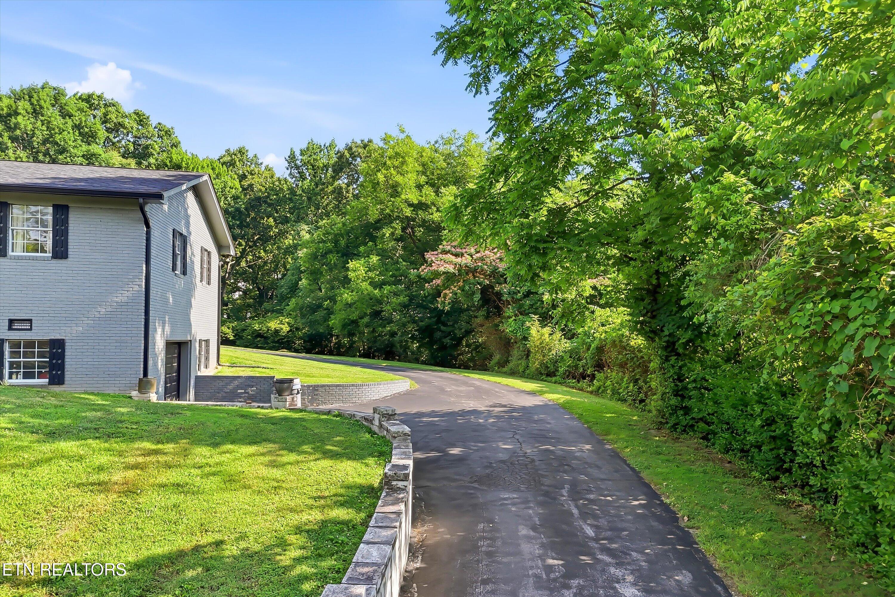 379 Wells Rd
