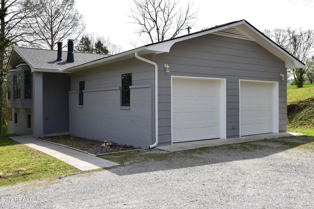 Photo of 153 Watson Circle, Clinton, TN 37716 (MLS # 1335569)