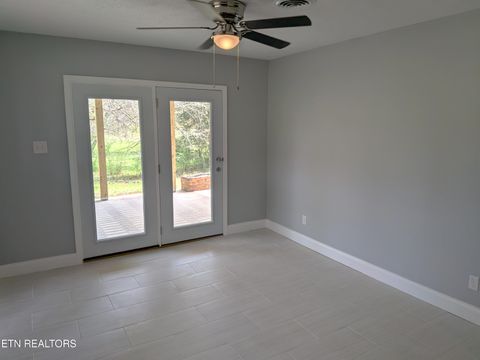 Tiny photo for 153 Watson Circle, Clinton, TN 37716 (MLS # 1335569)