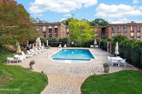 Photo of 1400 Kenesaw Ave #12N, Knoxville, TN 37919 (MLS # 1356086)