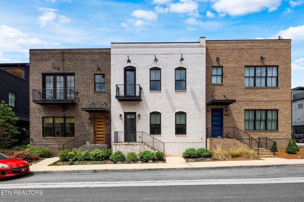 Photo of 9421 Horizon Drive, Knoxville, TN 37922 (MLS # 1339510)