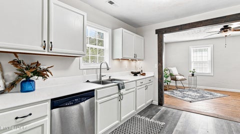 Tiny photo for 2340 Boxwood Lane, Knoxville, TN 37917 (MLS # 1354477)