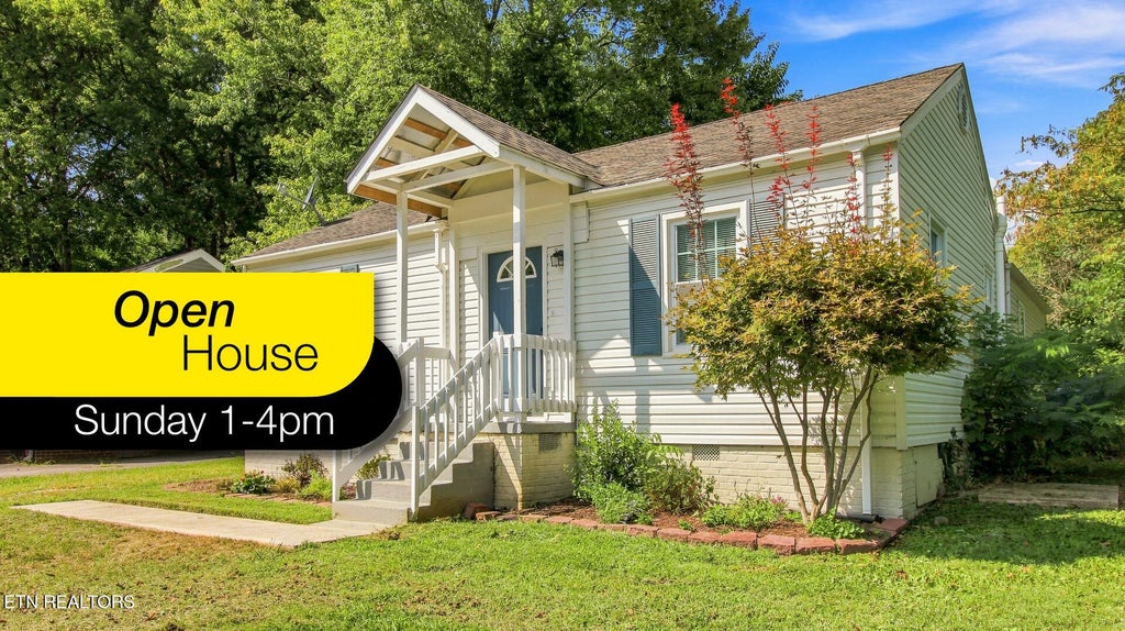 Photo of 2340 Boxwood Lane, Knoxville, TN 37917 (MLS # 1354477)