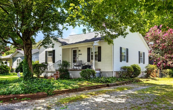1343 BROWN AVE NW, CLEVELAND, TN 37311 - Image f35938efa31e8f923f97aa62765a3df5/3701282904
