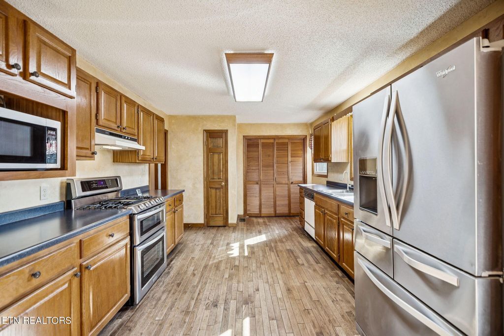 Photo of 144 Cross Creek Lane, Kingston, TN 37763 (MLS # 1328809)