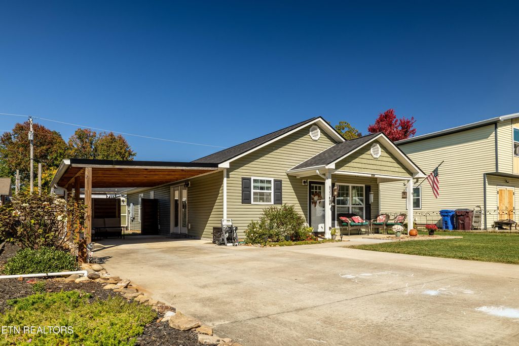 Photo of 833 Ford St, Alcoa, TN 37701 (MLS # 1281996)