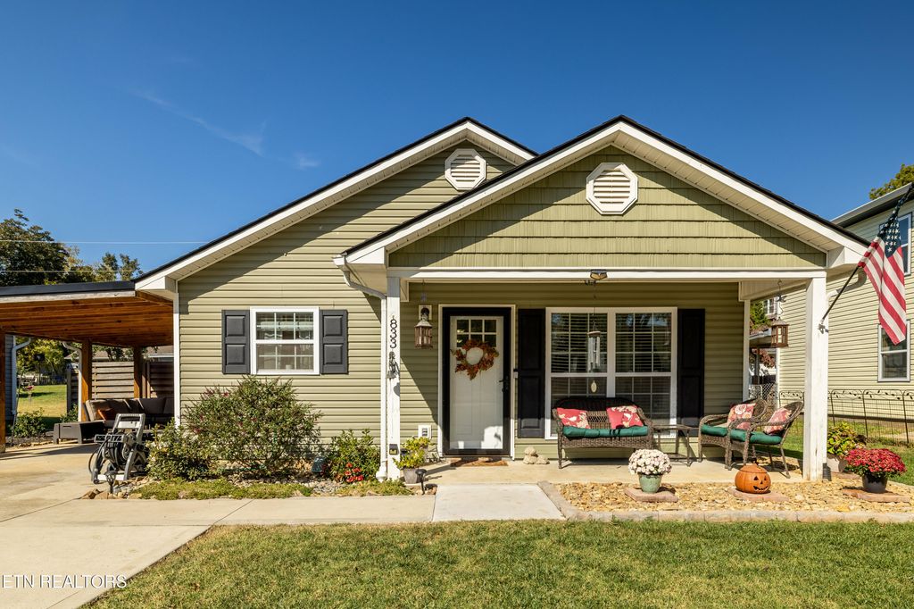 Photo of 833 Ford St, Alcoa, TN 37701 (MLS # 1281996)