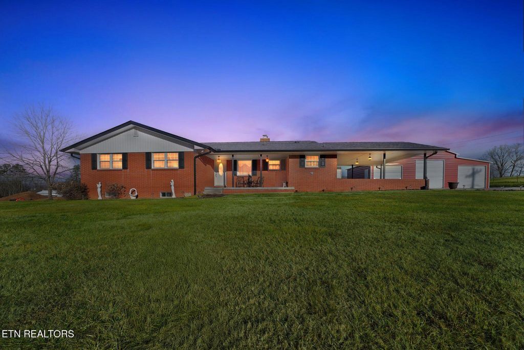 Photo of 506 Blockhouse Valley Rd, Clinton, TN 37716 (MLS # 1329385)