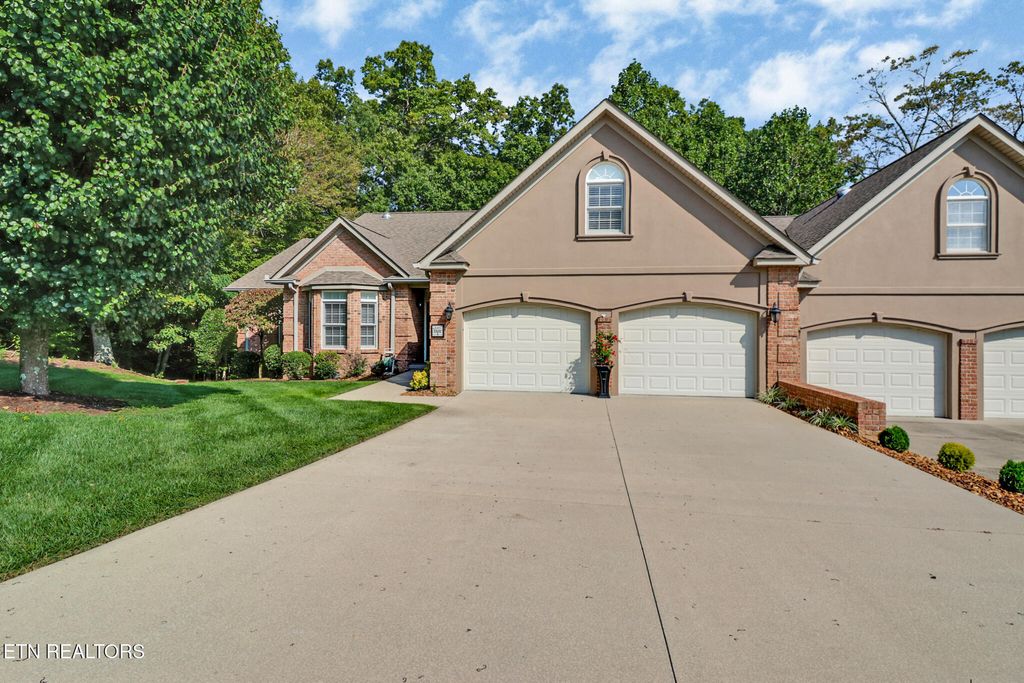 Photo of 123 Lafayette Point #1, Crossville, TN 38558 (MLS # 1314324)