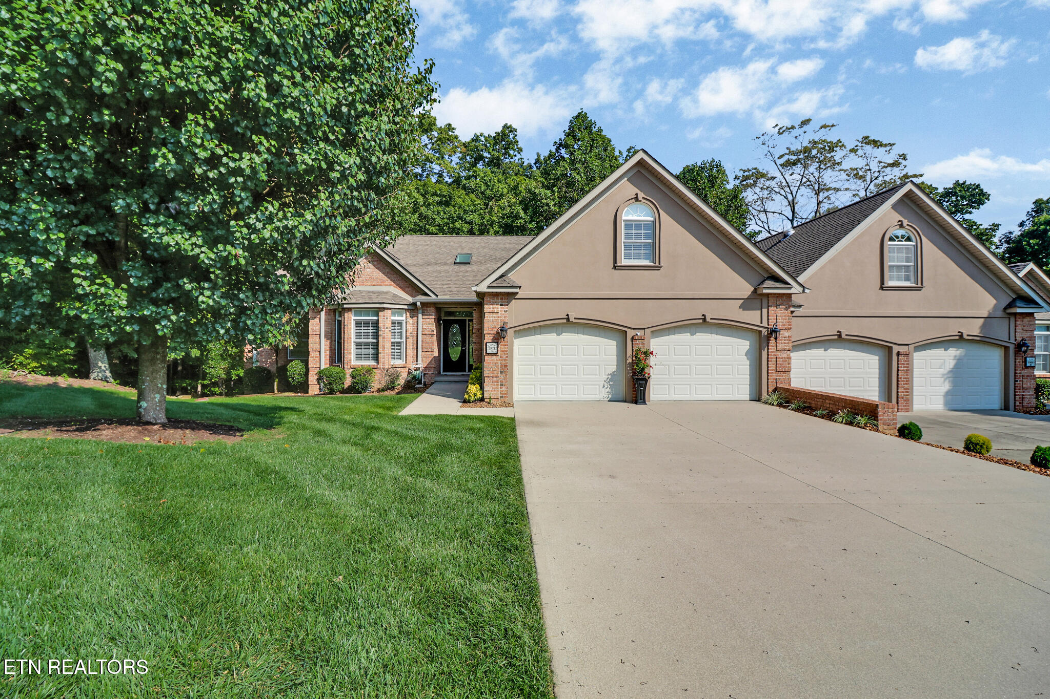 123 Lafayette Point 1