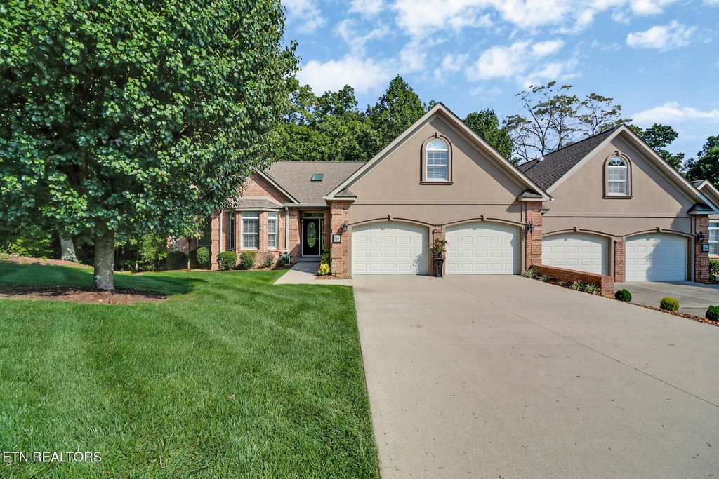 Photo of 123 Lafayette Point #1, Crossville, TN 38558 (MLS # 1314324)