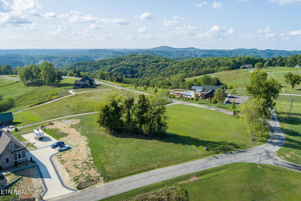 Photo of 2 Swan Ridge Rd, Hilham, TN 38568 (MLS # 1327804)