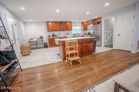 Tiny photo for 2408 Brooks Ave, Knoxville, TN 37914 (MLS # 1338199)
