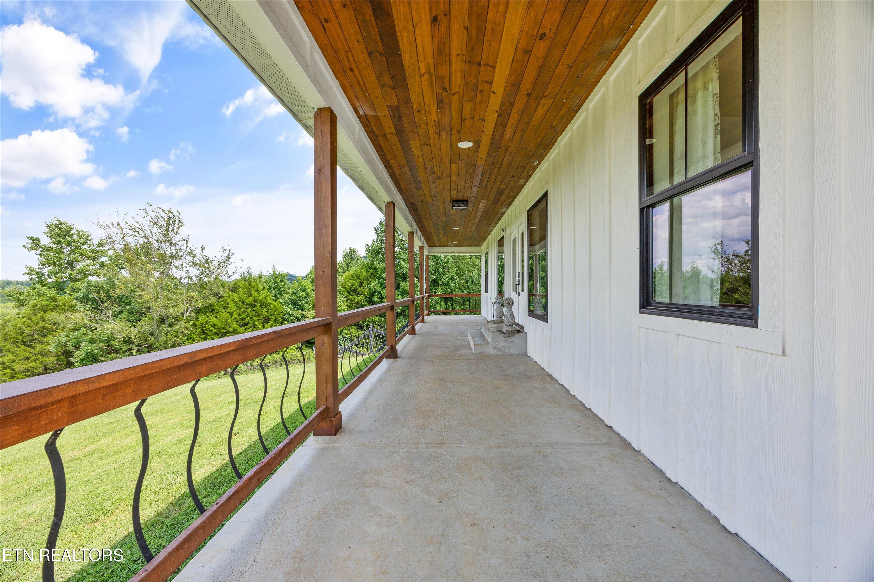 1109 Sands Rd