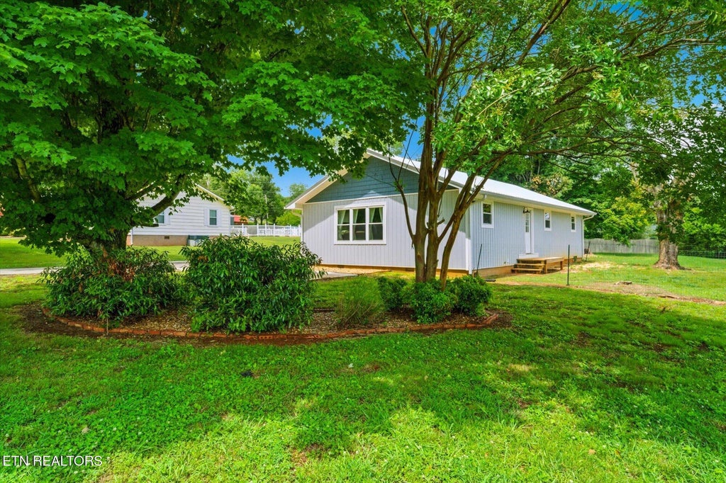 Photo of 112 County Road 142, Riceville, TN 37370 (MLS # 1351926)